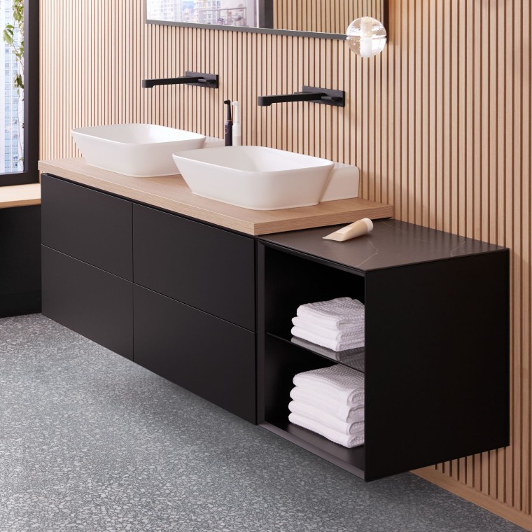 Geberit ONE -kylpyhuonekalusteet mustana Geberit ONE -kylpyhuonekalusteet mustana