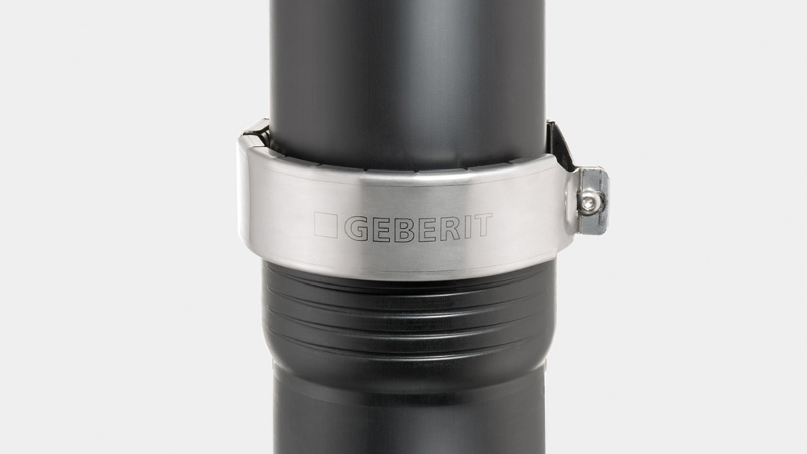 Asennettu Silent-Pro -kytkentähaara kestää jopa 200 kPa:n sisäisen paineen Geberit-muhvilukon kanssa. Asennettu Silent-Pro -kytkentähaara kestää jopa 200 kPa:n sisäisen paineen Geberit-muhvilukon kanssa.