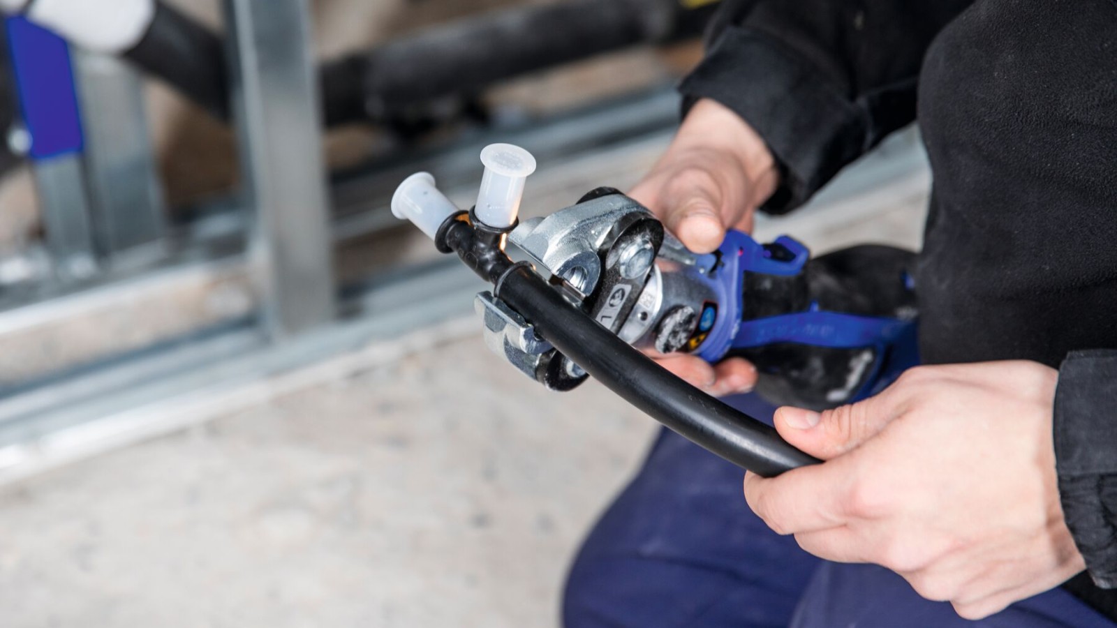 Helppo puristus Geberit Meplalla