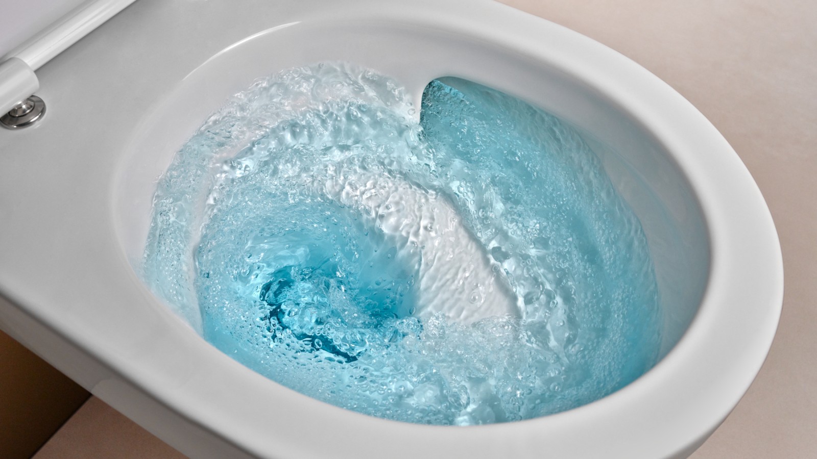 TurboFlush-huuhteluteknologia Acanto-WC-istuimessa TurboFlush-huuhteluteknologia Acanto-WC-istuimessa