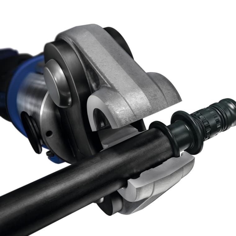 Huoltovapaa Geberit Mepla -puristusleuka. Puristusleuan ja Mepla-liittimen räätälöity muotoilu. Huoltovapaa Geberit Mepla -puristusleuka. Puristusleuan ja Mepla-liittimen räätälöity muotoilu.